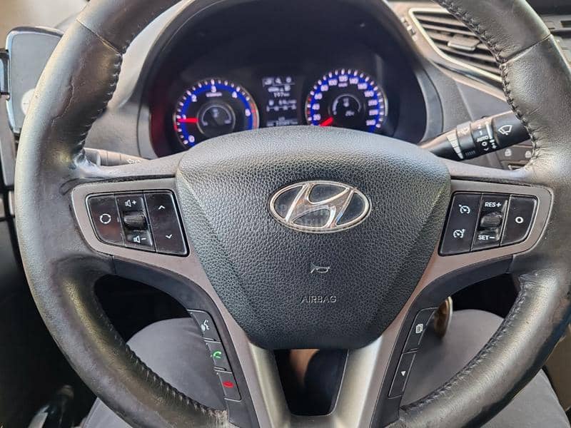 Hyundai i40 crdi