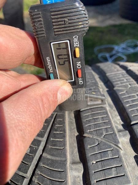 Pirelli 235/35 R19 Zimska