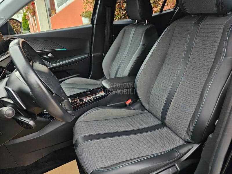 Peugeot 2008 1.5HDI Allure BVA8