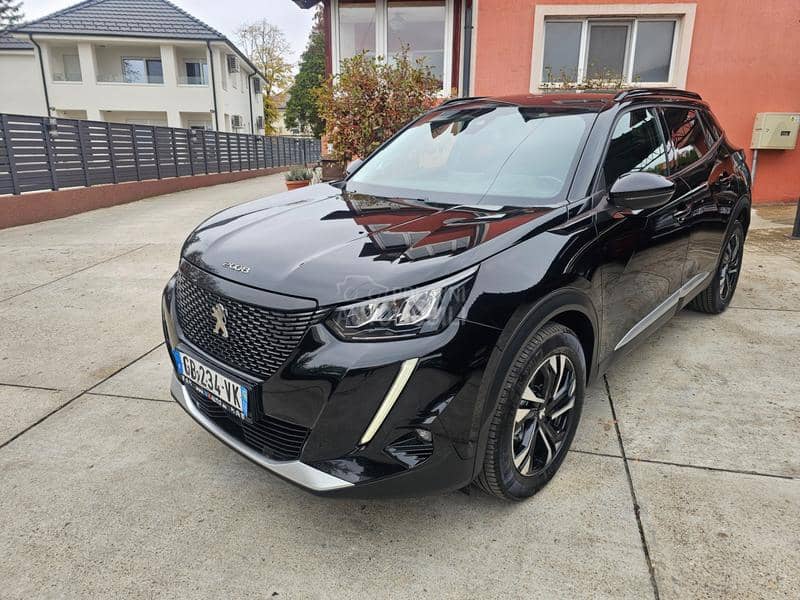 Peugeot 2008 1.5HDI Allure BVA8