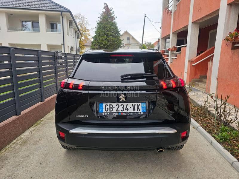 Peugeot 2008 1.5HDI Allure BVA8