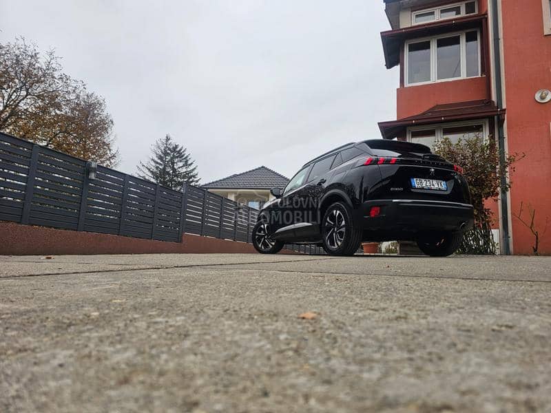 Peugeot 2008 1.5HDI Allure BVA8
