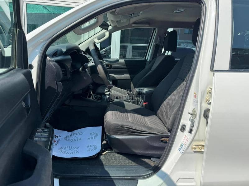 Toyota Hilux 2.4 D4D