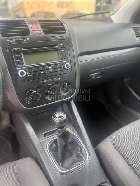 Volkswagen Golf 5 1.4