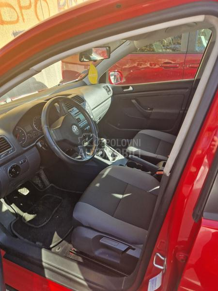 Volkswagen Golf 5 1.4