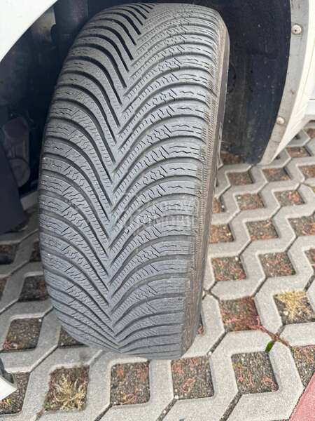Michelin 225/55 R17 Zimska