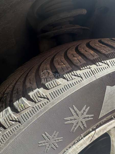 Michelin 225/55 R17 Zimska