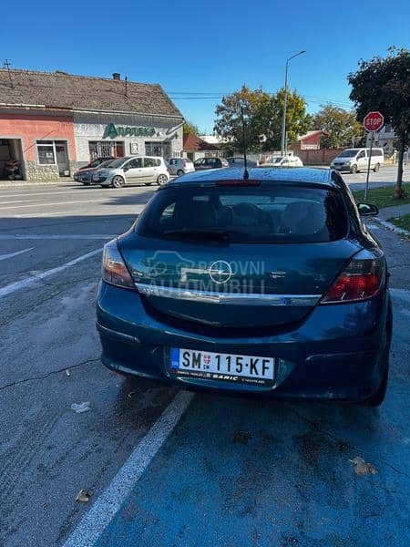 Opel Astra H GTC