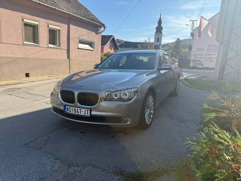 BMW 730 