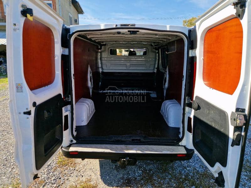 Opel Vivaro 1.6cdti Produžen klima