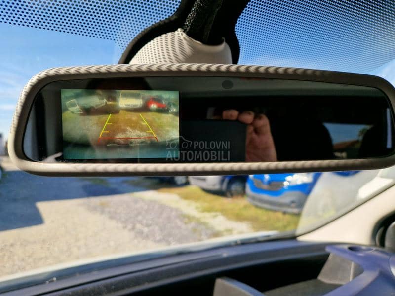 Opel Vivaro 1.6cdti Produžen klima