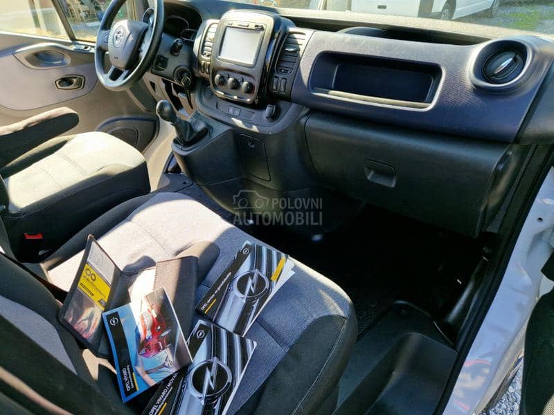 Opel Vivaro 1.6cdti Produžen klima