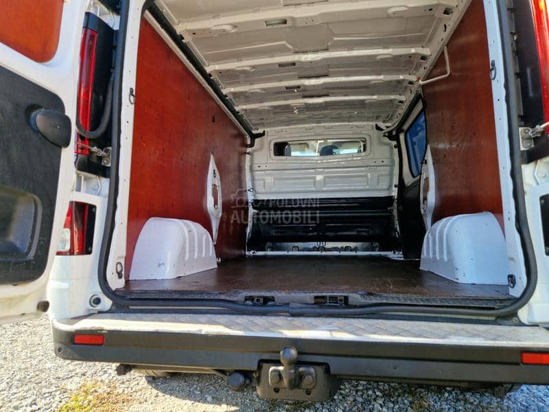 Opel Vivaro 1.6cdti Produžen klima