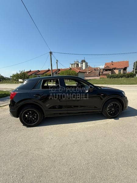 Audi Q2  Audi Q2