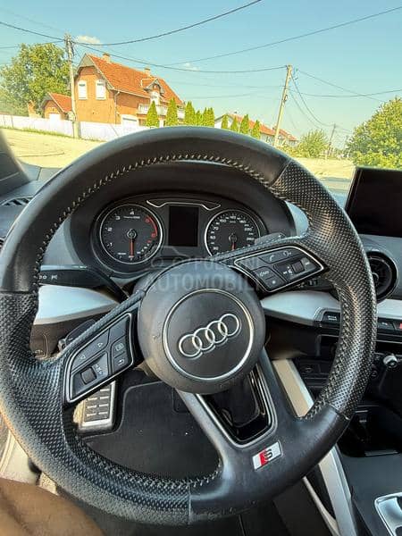 Audi Q2  Audi Q2
