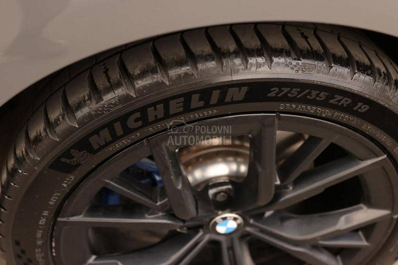 BMW 545 BMW 545e Xdrive-M