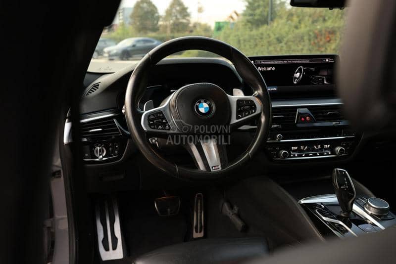 BMW 545 BMW 545e Xdrive-M