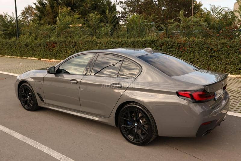 BMW 545 BMW 545e Xdrive-M
