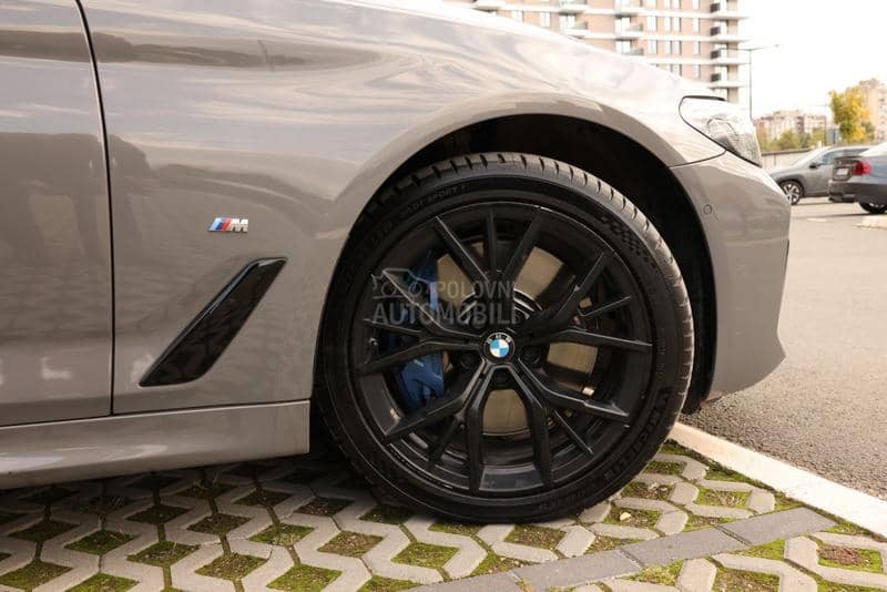 BMW 545 BMW 545e Xdrive-M