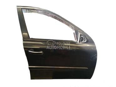 Vrata prednja desna za Mercedes Benz GL 320, GL 420, GL 450 ... od 2006. do 2012. god.