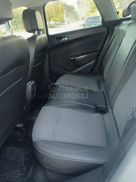 Opel Astra J titanium