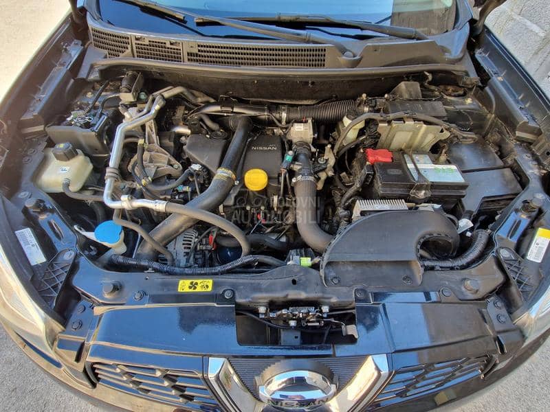 Nissan Qashqai 1.5 dci  E.X.T.R.A