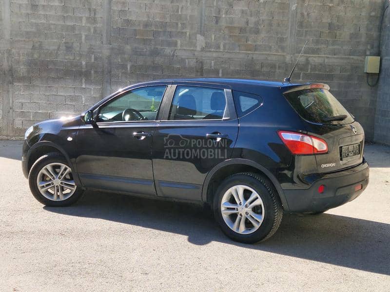 Nissan Qashqai 1.5 dci  E.X.T.R.A