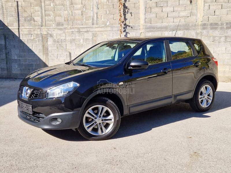 Nissan Qashqai 1.5 dci  E.X.T.R.A
