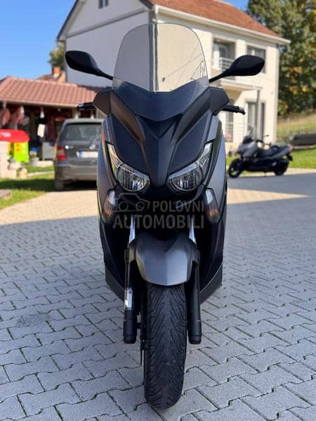Yamaha Xmax 400
