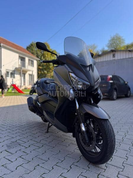 Yamaha Xmax 400