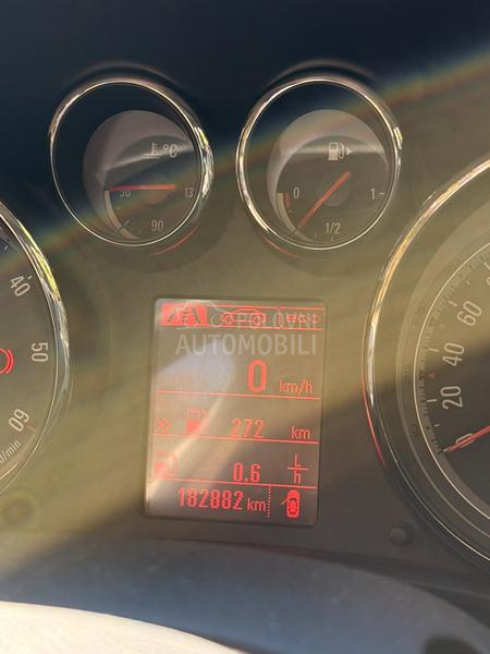 Opel Astra J 1.6 CDTI