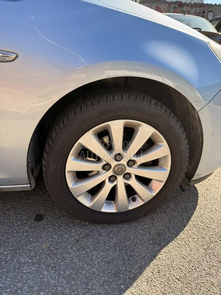 Opel Astra J 1.6 CDTI