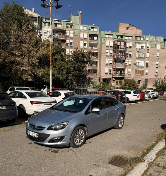 Opel Astra J 1.6 CDTI