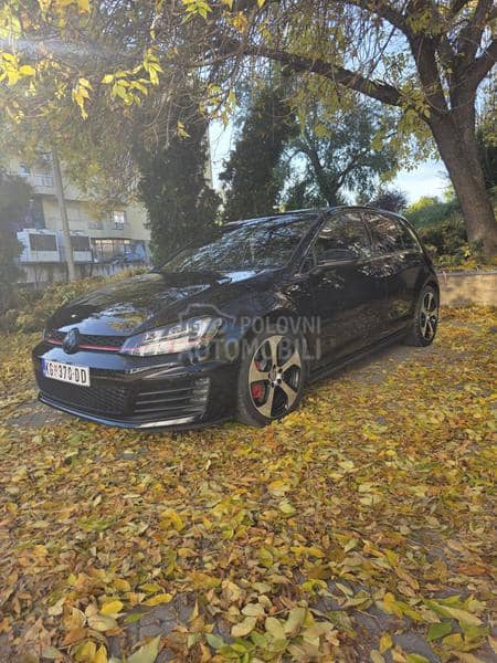 Volkswagen Golf 7 GTI