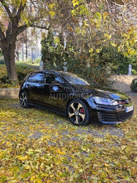 Volkswagen Golf 7 GTI