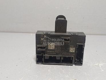 ELEKTRONIKA MODUL VRATA za Škoda Octavia