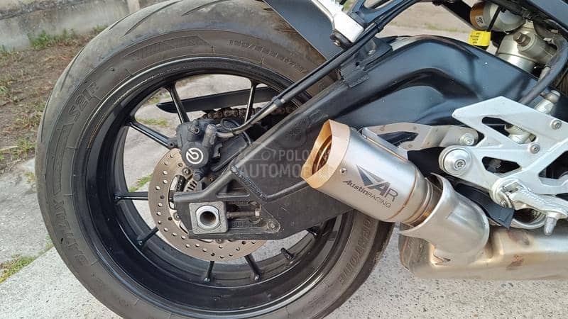 BMW S1000R