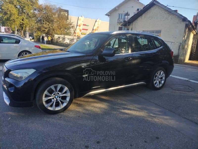 BMW X1 2.3 x drive