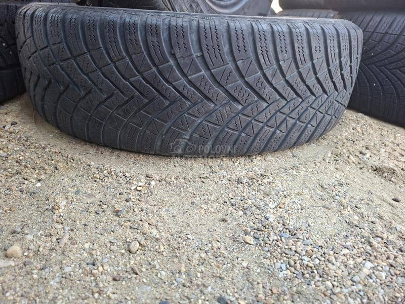 Hankook 195/65 R15 Zimska