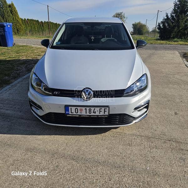 Volkswagen Golf 7 .5  R line