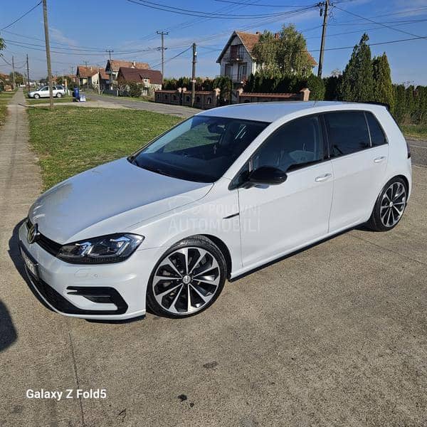 Volkswagen Golf 7 .5  R line