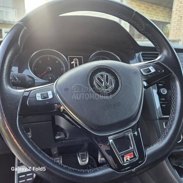 Volkswagen Golf 7 .5  R line