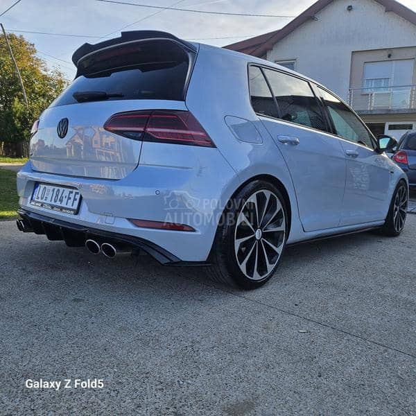 Volkswagen Golf 7 .5  R line