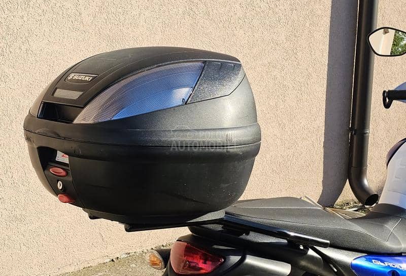 Suzuki SFV 650 Gladius