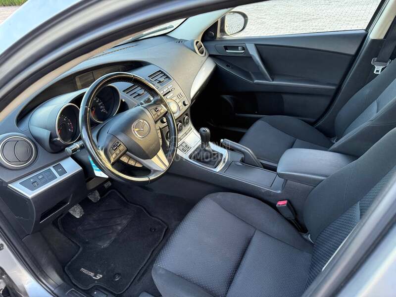 Mazda 3 1.6