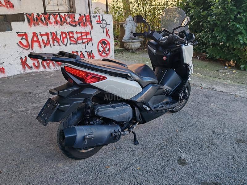 Yamaha XMax 400 ABS x Max 400 i