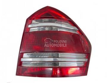 Stop svetlo desno za Mercedes Benz GL 320, GL 420, GL 450 ... od 2006. do 2012. god.