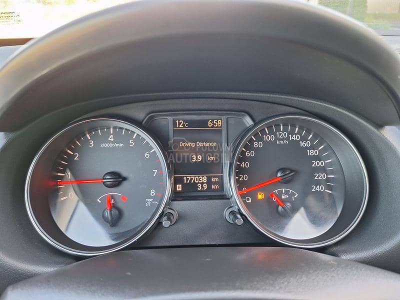 Nissan Qashqai  Nissan Qashqai