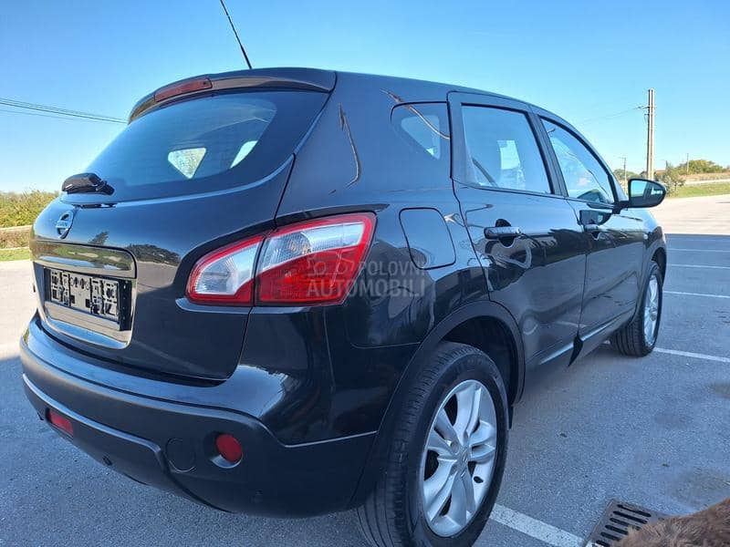 Nissan Qashqai  Nissan Qashqai