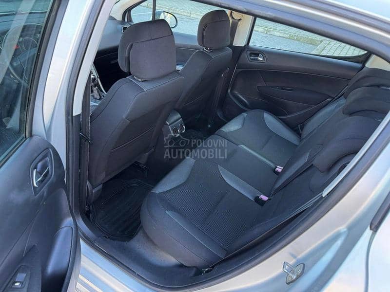 Peugeot 308 CH NOVO